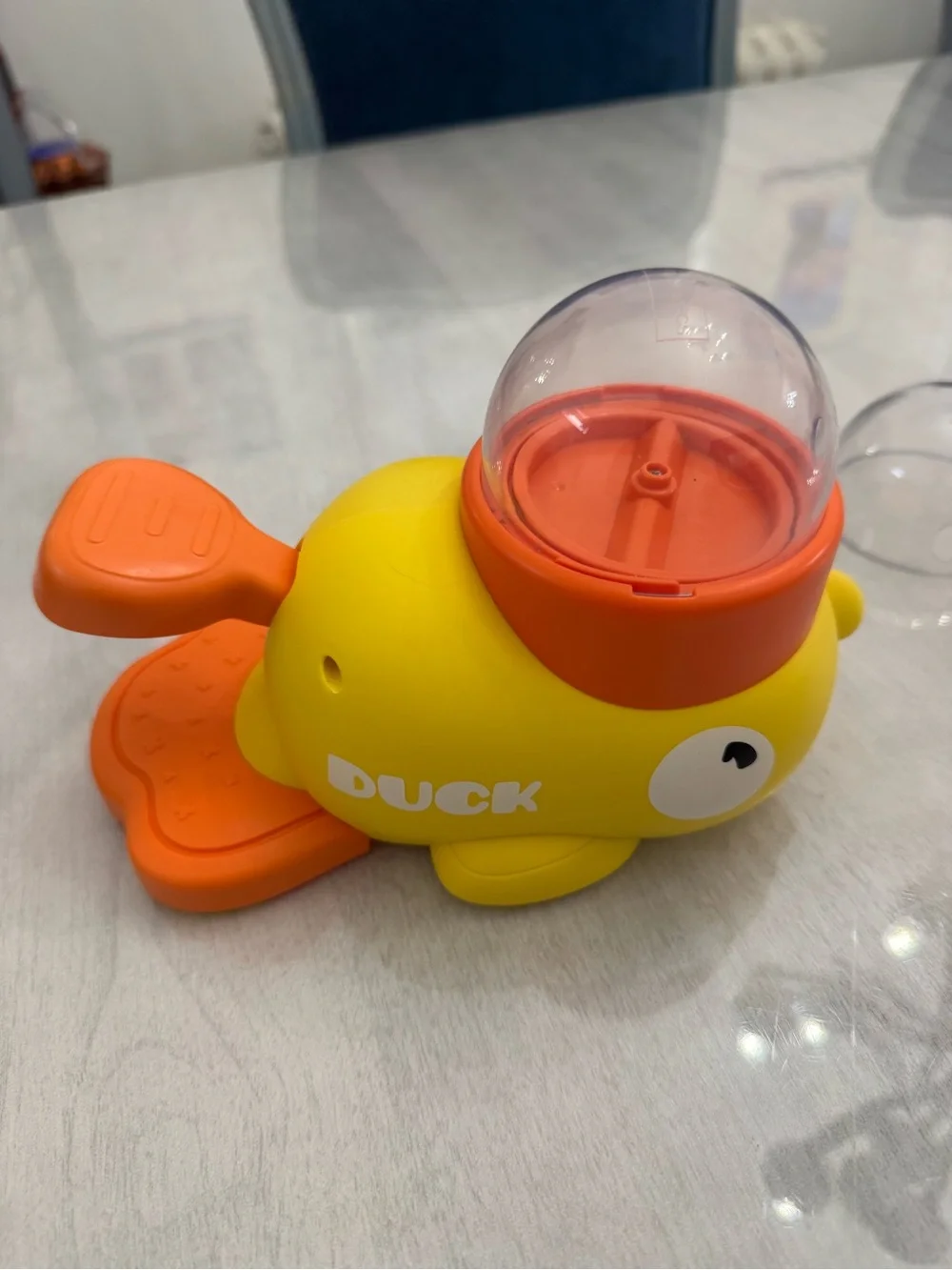NWOT Pet Cat or Dog Duck Shaped Treat Dispenser